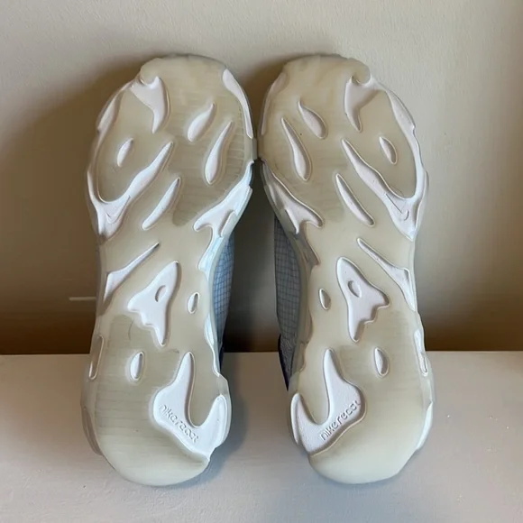 NEW Nike React Live Light Smoke Grey Hyper Royal Tennis Shoes Size 6.5 - Picture 10 of 12